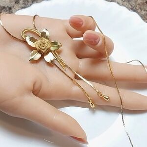 Vintage Gold Floral Mesh Lariet Bolo Chain Necklace